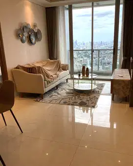 2+1 Kamar Tidur Luxury Apartemen Jakarta Barat Taman Anggrek Lt 39