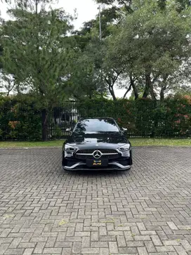 Mercedes-Benz C300 2023 Bensin