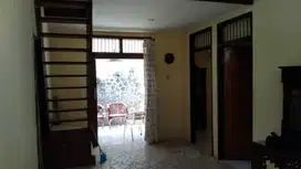 Dijual Rumah Jl. Wr Supratman Ciputat