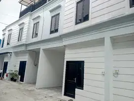 RUMAH  DI JAGAKARSA MURAH  7 MENIT KE STA LEMTENG 10 MENITAN KE TOL