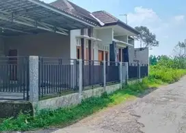 di jual rumah murah MAGUWOHARJO tajem raya