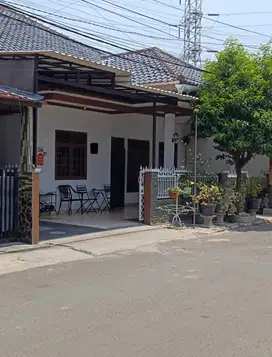 DI JUAL RUMAH SIAP HUNI, DI DAERAH CIPONDOH - TANGERANG.