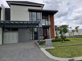 Rumah lux summarecon hook