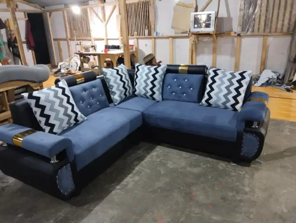 KREDIT SOFA PROMO BUNGA MULAI DARI 0%