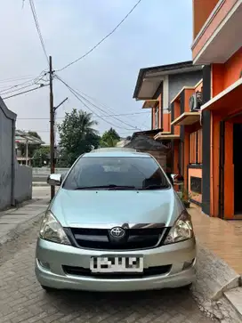 Toyota Innova V metic 2005