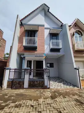 Rumah Baru 1 menit ke Patung Pesawat Suhat Borobudur 3KT 2KM