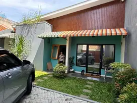 Rumah kos-kostan esklusif