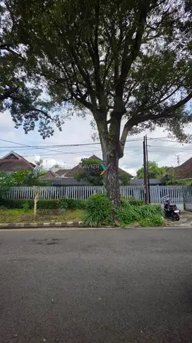 Dijual Rumah Klasik di Jalan Gunung - gunung, Klojen Malang