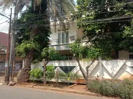 JUAL RUMAH LAMA DAN BAGUS DI TANJUNG DUREN