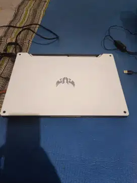 Asus tuf gaming a15 ryzen 7 ram 16gb Rtx 2060 vram 6gb