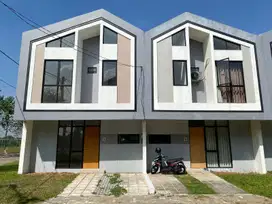 Cluster Rotterdam Sporty City Jababeka ready stok