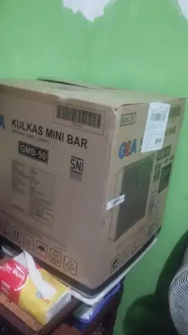 GEA kulkas mini bar