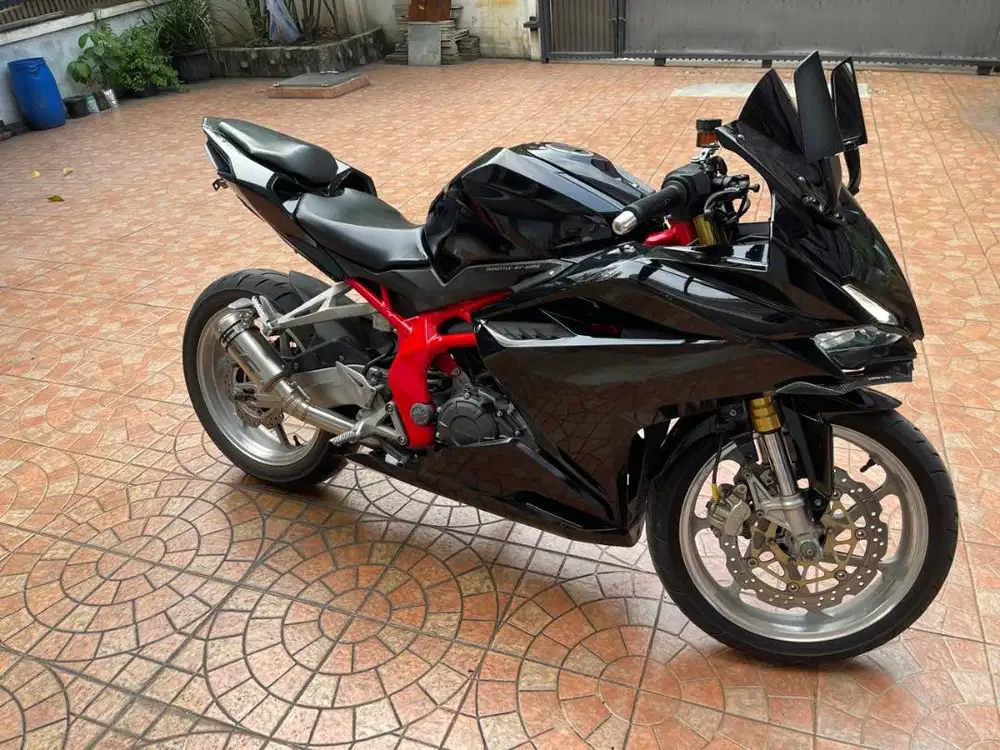 Honda CBR 250RR non ABS Tahun 2020