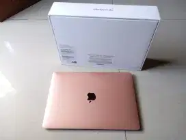 MacBook Air 2019 core i5 ram8gb ssd256gb fullset mulus