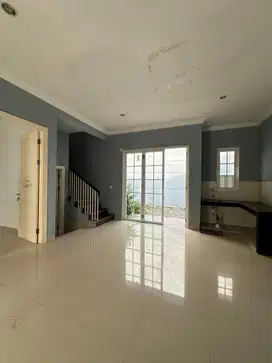 DISEWA VILLA  KOMPLEK CITRALAND GAMA CITY