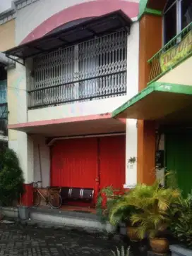 Dijual Ruko 3 Lantai di Surapati Bandung Lokasi Strategis