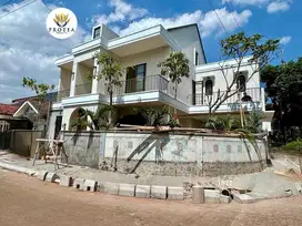 DIJUAL RUMAH HOOK DI KENCANA LOKA, BSD