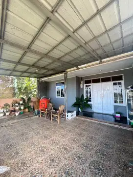 Disewakan Rumah Furnished View Cantik Di Jl. Padasuka Atas Komplek BCE