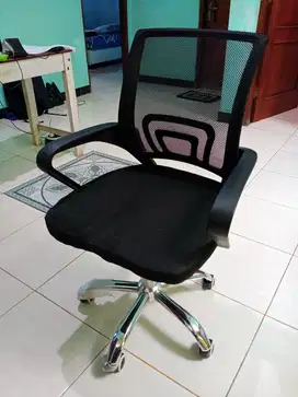Kursi Kantor Lula Godean