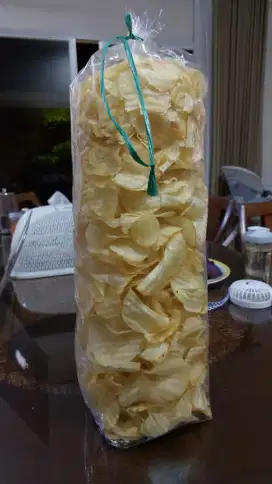 Jualan keripik singkong