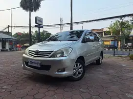 DP MURAH - Toyota Kijang Innova 2.0 G Bensin-MT 2011