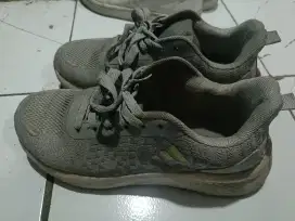 Sepatu wanita Adidas Kw