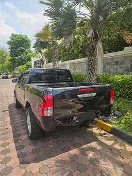 TOYOTA HILUX 2.5 (2015)