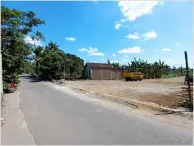 Tepi Aspal Jl,Imogiri Timur, Jejeran Siap Bangun Bantul