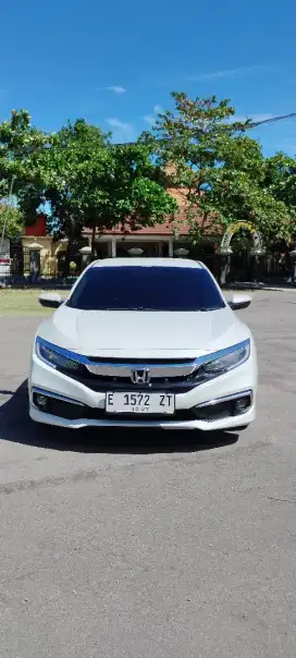 HONDA CIVIC 2019