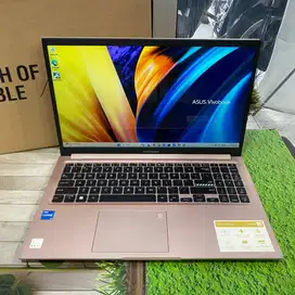 Asus Vivobook A1502ZA Core i5-1235U 8GB 512GB 15,6 Touchscreen WIn 11