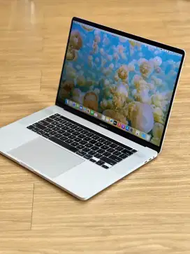 MacBook Pro 2019 A2141 , 16 inch , 16/512 , Silver