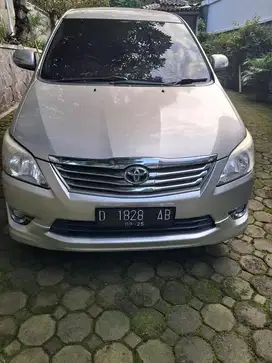 Grand Innova G Lux Bensin AT Tangan Pertama