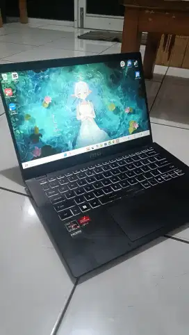 Laptop MSI Modern Ryzen 5 gen 7 Ram 8 SSD 512