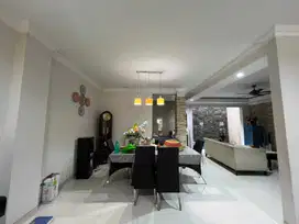 Rumah Cakep Siap Huni Cluster Victoria Riverpark Park BSD City