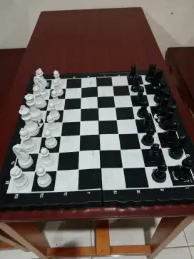 Papan Catur Besar