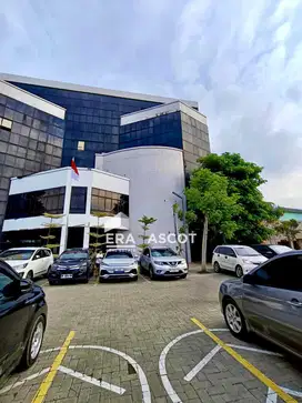 Tanah & Bangunan Komersial Luas 3 Ha Garansi Sewa Jalan Gatot Subroto