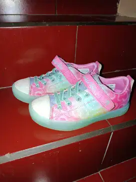Skechers sepatu anak masih 95% ya ory