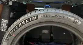 Dijual Ban Michelin Pilot Sport EV LIKE NEW 2025-Garis kuning msi ada