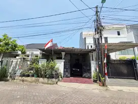 Rumah Gading Griya Lestari, ceiling tinggi, Kelapa Gading, Jakarta Uta