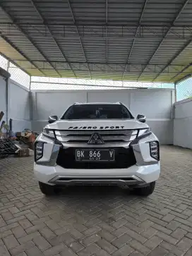 Pajero Sport Dakar 4x2 2022 AT Putih
