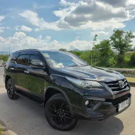 Fortuner TRD Kick Sensor 2.4 Diesel AT Full Ori 2020