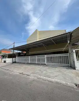 Rumah Manyar Rejo