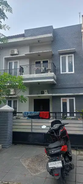 Dijual Rumah Siap Huni Komplek Millenium Square,Jl.Kapten Muslim,Medan