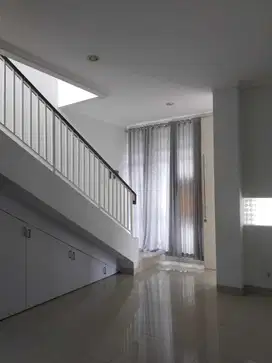 Dijual rumah modern area bintaro tangerang selatan