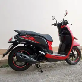 HONDA SCOOPY SPORTY TAHUN 2018 CASH / KREDIT MURAH DP MULAI 500 RB