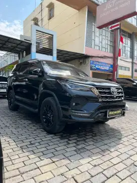 [Odo 19,xxx] Fortuner GR 2.8 Diesel 2023