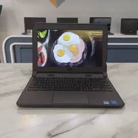 [D02] Laptop Editing 4GB SSD 12inch Siap Pakai