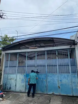 GUDANG DI PACARKELING, TAMBAKSARI SURABAYA