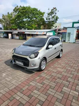 Jual Daihatsu ayla 2013