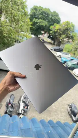 MACBOOK PRO 16 2019 TOUCHBAR